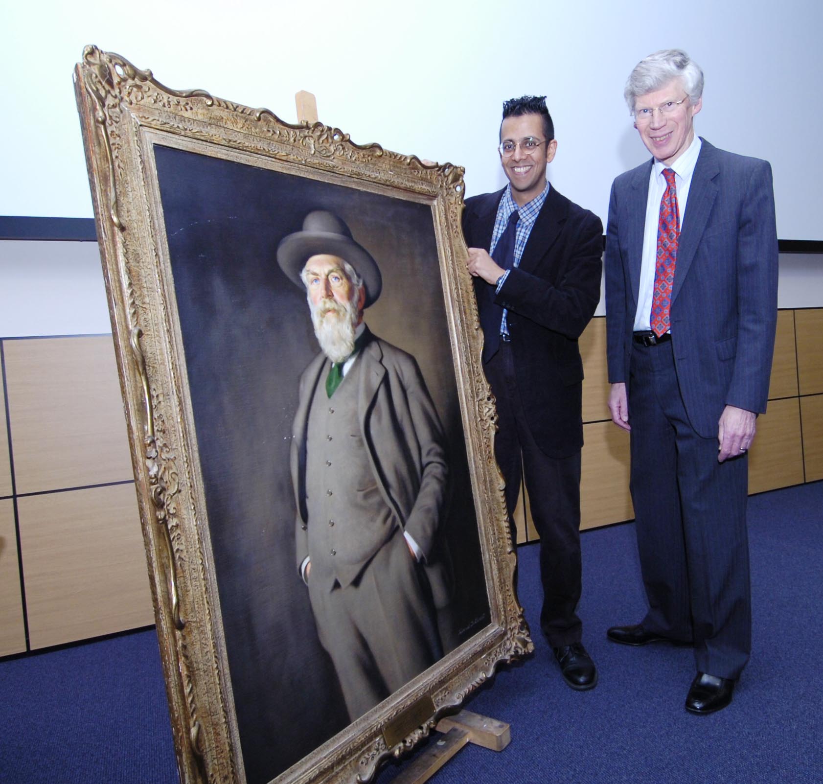 A picutre of Profesor Watson and Dr Simon Singh at the renaming of the lecture theatre