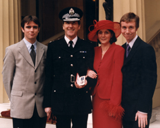 photo Sir Stewart Davidson and family